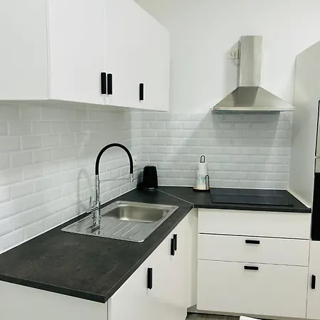Apartman Immeuble Au Coeur De : Vivez L'experience Unique De La Rue Verbist