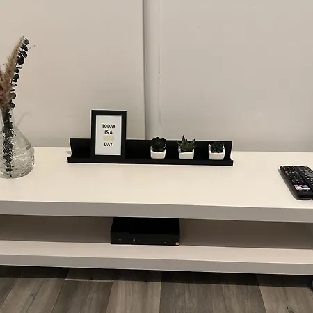 Immeuble Au Coeur De : Vivez L'experience Unique De La Rue Verbist Lägenhet Bryssel