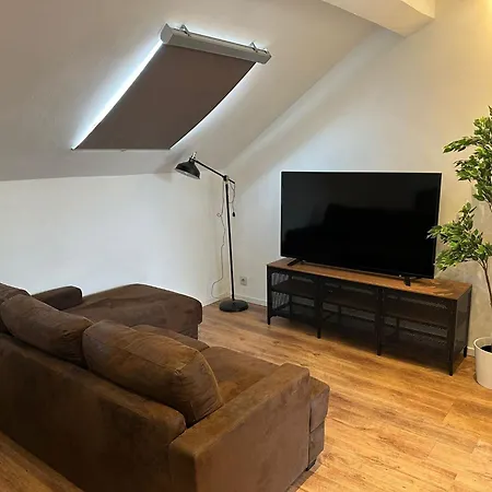 Apartman Immeuble Au Coeur De : Vivez L'experience Unique De La Rue Verbist