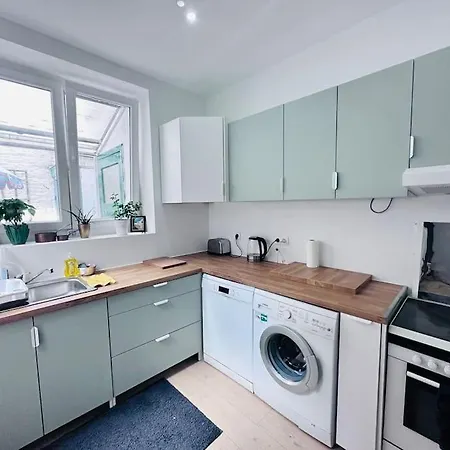 Cosy Pres Du Centre شقة بروكسل