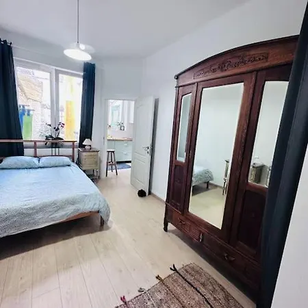 Cosy Pres Du Centre بروكسل