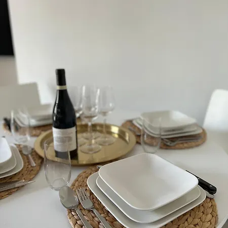 Lumineux Dans Un Quartier Anime Apartmán *