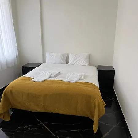 Apartment Gare Du Midi 31