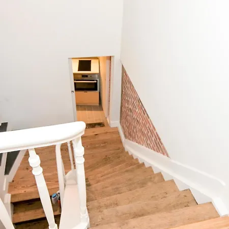 Апартаменты Family Duplex Getaway - Perfectly Positioned For Adventures Брюссель