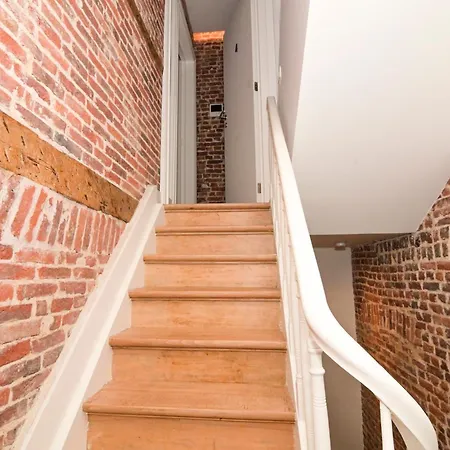 Апартаменты Family Duplex Getaway - Perfectly Positioned For Adventures