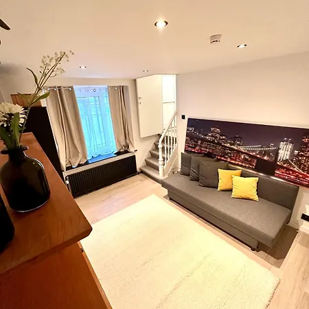 Bed and breakfast My Haus European Commision *