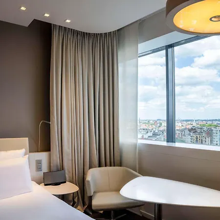 Pullman Centre Midi Hotel