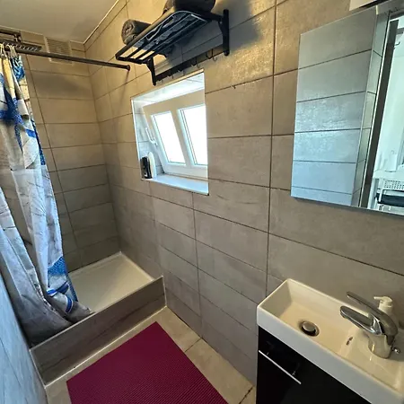 Dreamland Eu, Apartament Bruksela