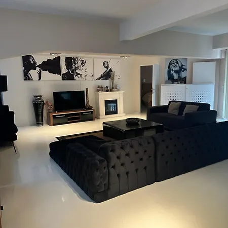 Beautiful Loft In The Center Of Apartment *