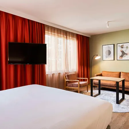 Hotel Hilton Garden Centre 4*