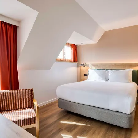Otel Hilton Garden Centre 4*