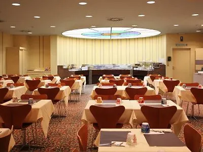 Astrid Centre Hotel
