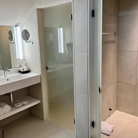 Opo 4* Brussels