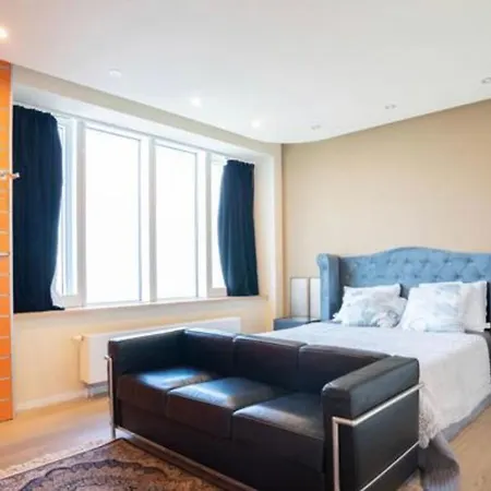 Luxury And Beautiful With Unique Skyview Appartement