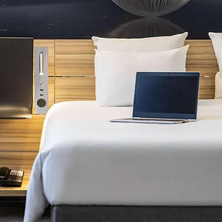 Hotell Novotel Off Grand Place