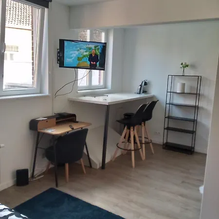 Gare Du Midi Apartamento