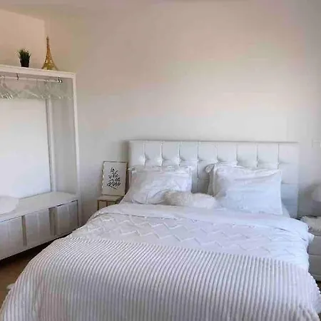 アパート Luxury With Stunning View & Free Parking *