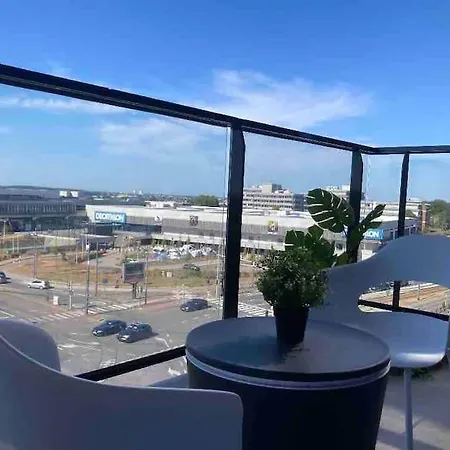 公寓 Luxury With Stunning View & Free Parking 布鲁塞尔