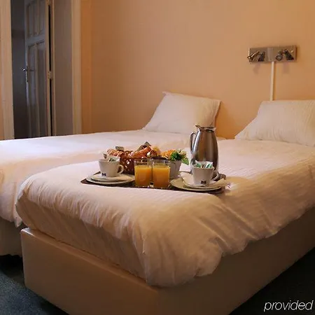 Otel Derby Merode 2*