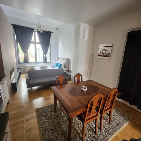 Guest house Brussels 1904 Sint-Jans-Molenbeek