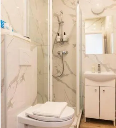 Pansiyon Benny's Centre *