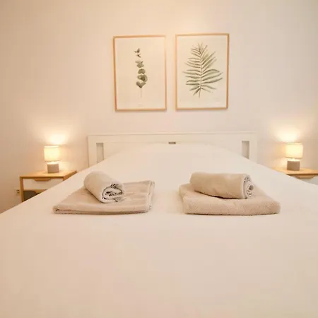 Heart Of Grand Place - Stunning 3br Triplex Appartement Brussel