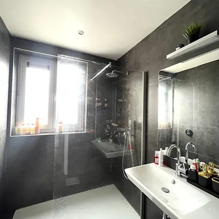 Apartment Lumineux Haussmanien Du Nord Brüssel
