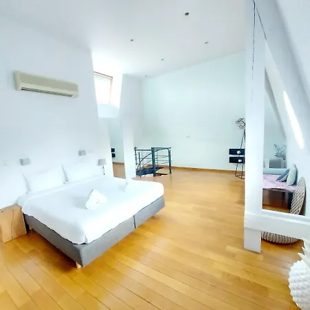 New Stylish Grand Place Center Duplex Brussels