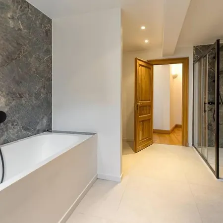 Unique Flat On The Grand Place