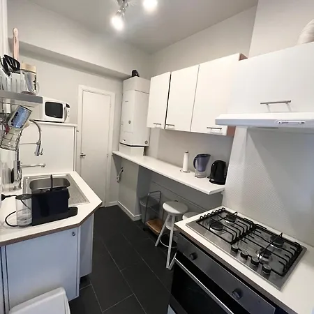 Beautiful One Bedroom Flat Flagey