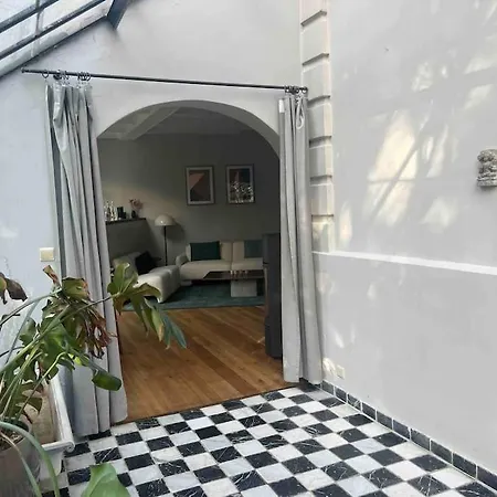 Charmante Maison Dans Un Coin De Verdure A Boitsfort Holiday home *