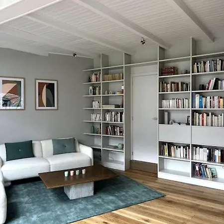 Charmante Maison Dans Un Coin De Verdure A Boitsfort