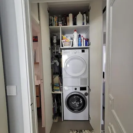 European Heart 2-bedroom Flat. 公寓 布鲁塞尔