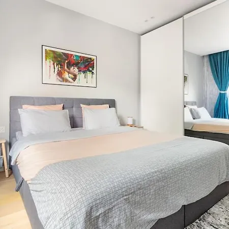 公寓 European Heart 2-bedroom Flat.