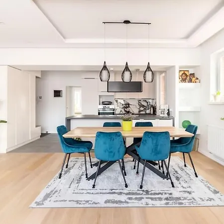 Apartman European Heart 2-bedroom Flat. *