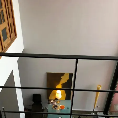 Spacious In Brussels, Large Private Garden Apartment