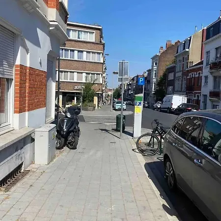 Spacious In Brussels, Large Private Garden Lejlighed