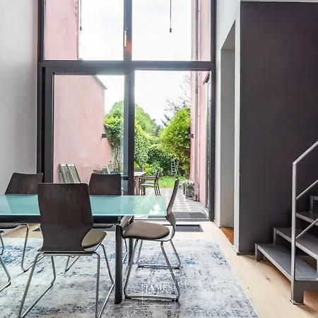 Spacious In Brussels, Large Private Garden 公寓