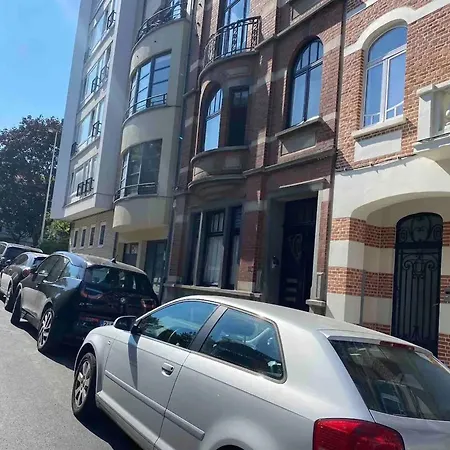 Spacious In Brussels, Large Private Garden * 布鲁塞尔