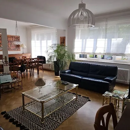 Elegance ,space & Luxury In
