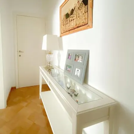 Elegance ,space & Luxury In * Брюссель