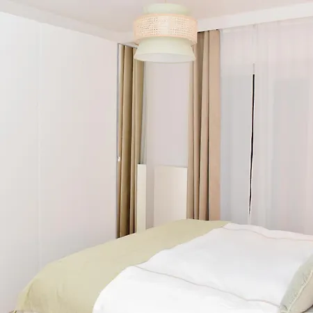 Apartment R213 Residences Botanique Brussels