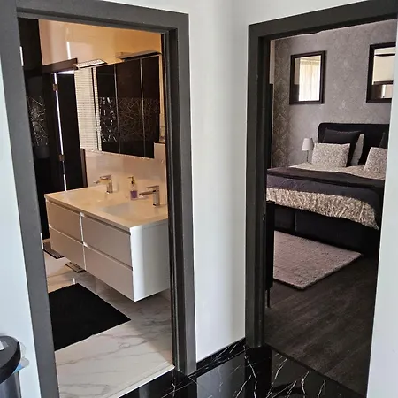 ホームステイ Deluxe Au 2eme Etage, Double Au 4eme Etage *