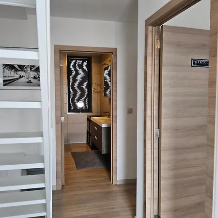 ホームステイ Deluxe Au 2eme Etage, Double Au 4eme Etage