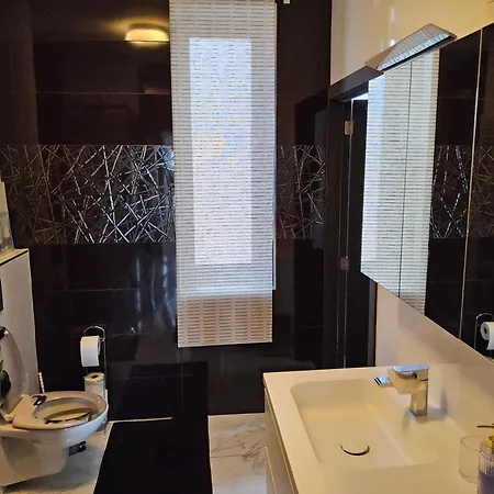 ホームステイ Deluxe Au 2eme Etage, Double Au 4eme Etage *