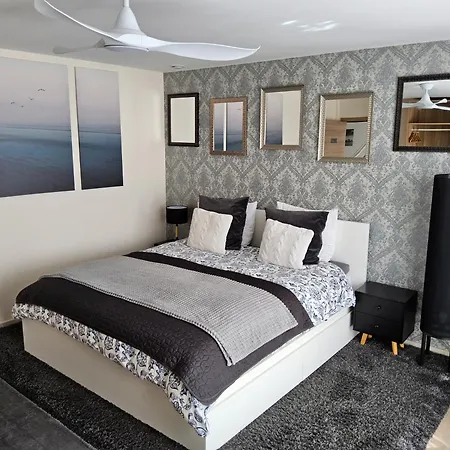 Deluxe Au 2eme Etage, Double Au 4eme Etage Not A