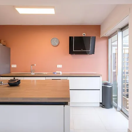 Beautiful 3 Bedrooms Close To Parc Josaphat Brussels