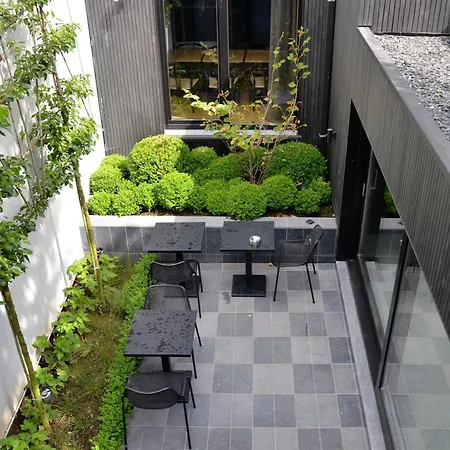 Bed & Breakfast A Cote Du Cinquantenaire 4*