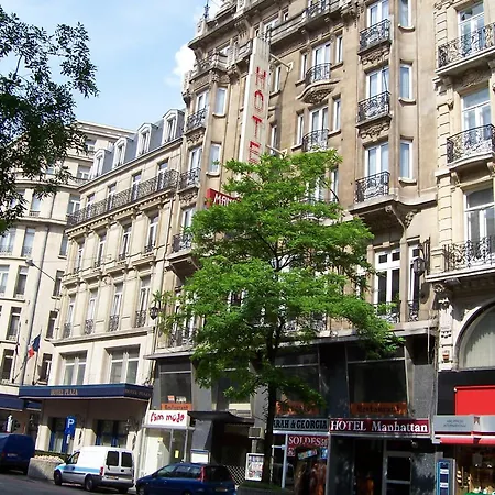 Manhattan Hotel *