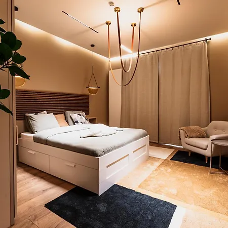 Golden Dove Luxury Apartment